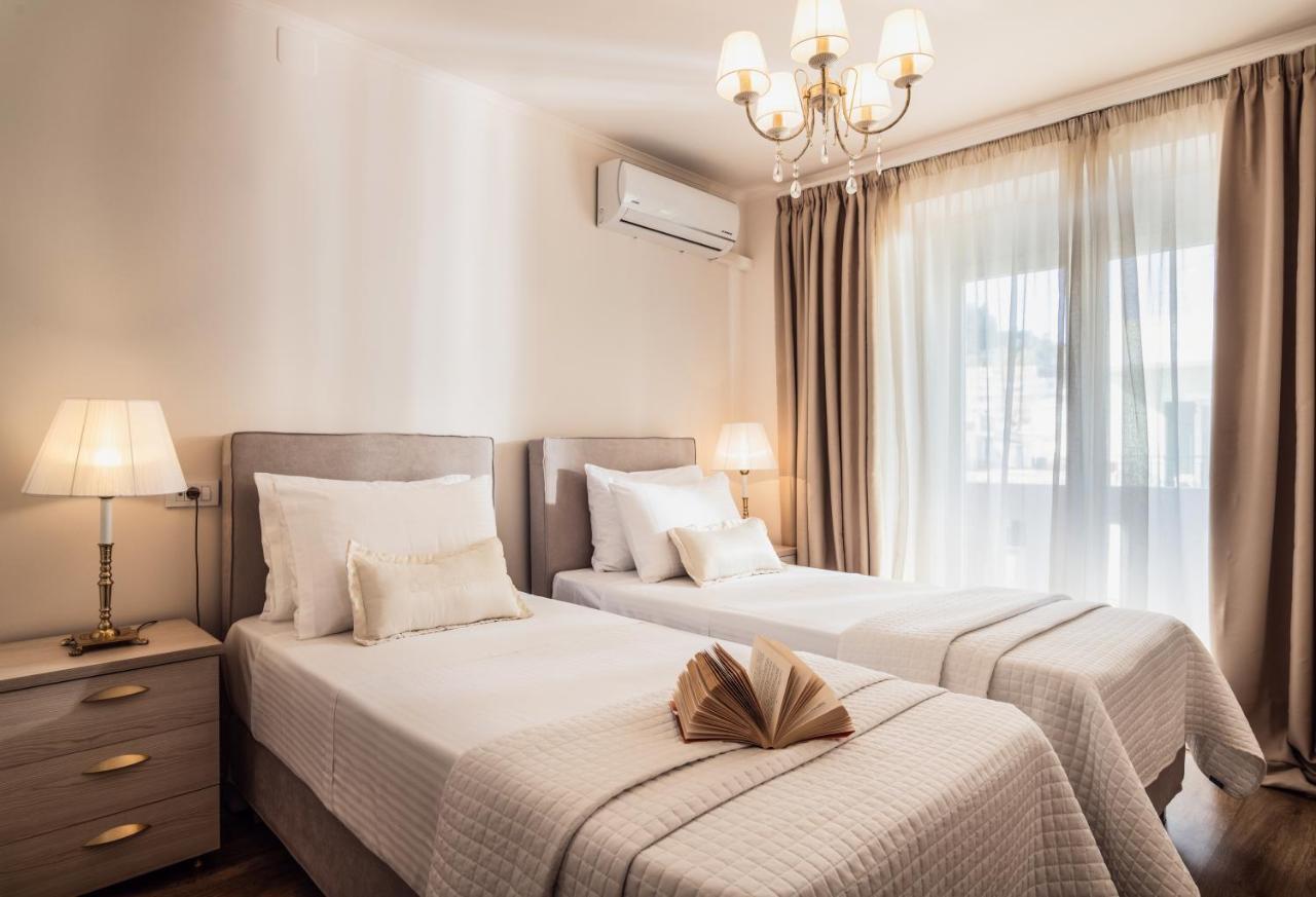Maison Downtown Luxury Apartments! Закинтос Экстерьер фото