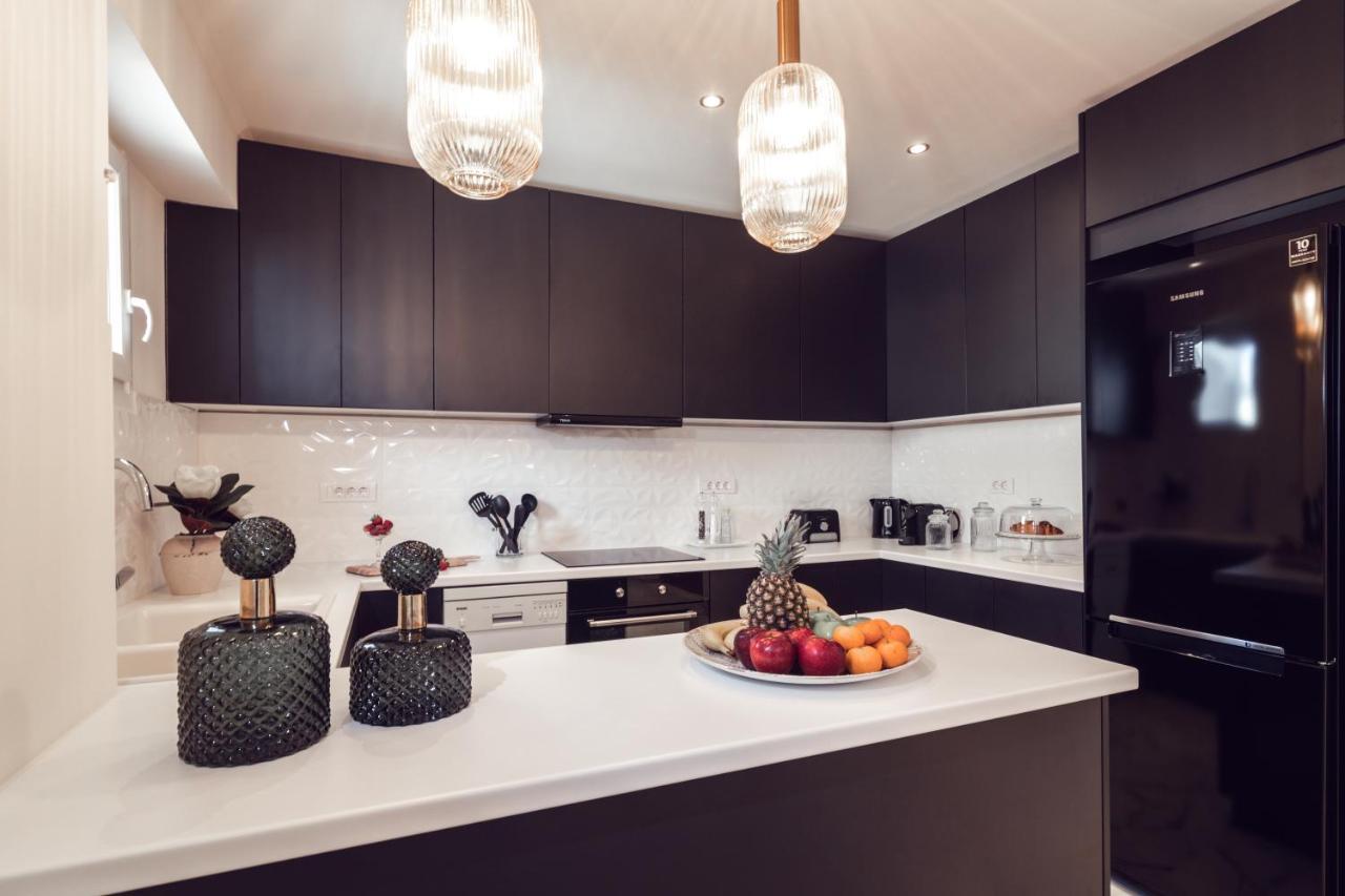 Maison Downtown Luxury Apartments! Закинтос Экстерьер фото