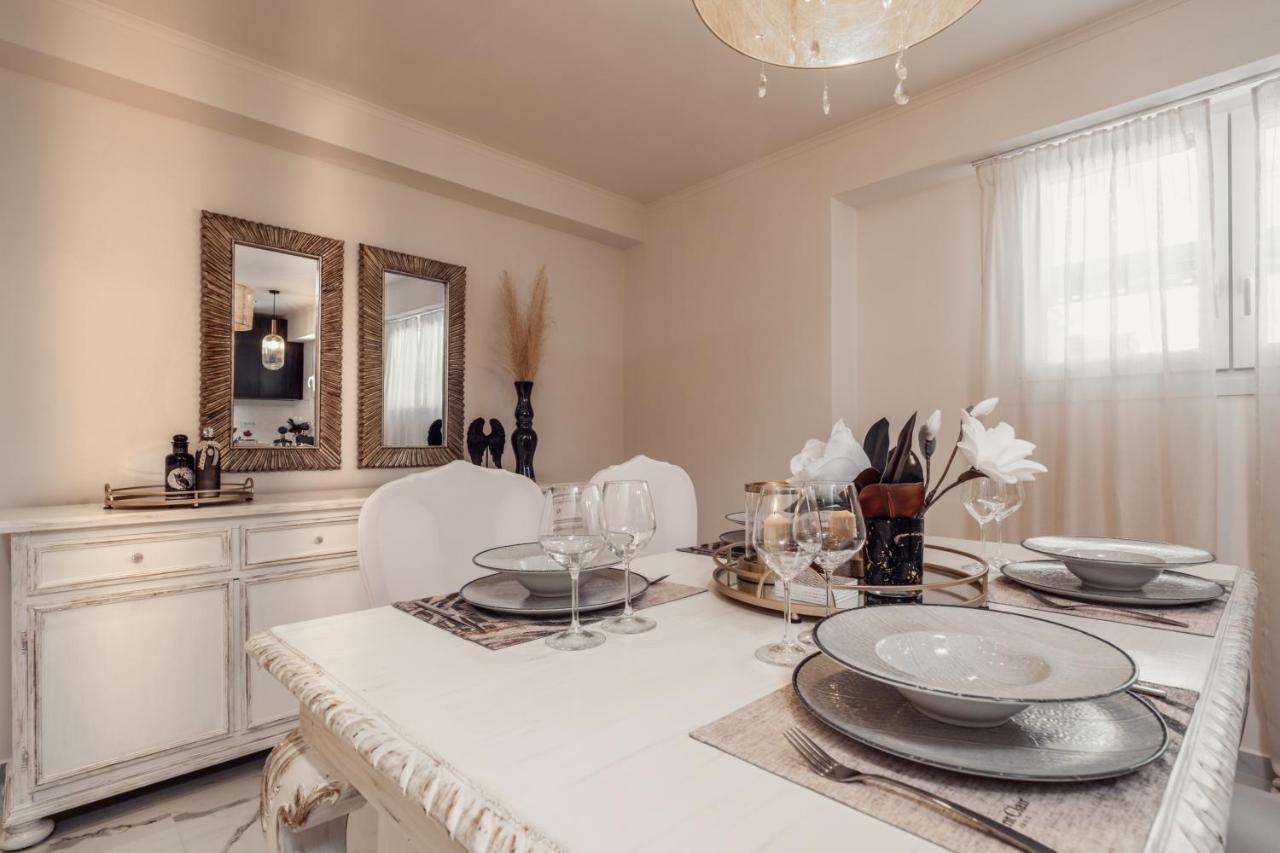 Maison Downtown Luxury Apartments! Закинтос Экстерьер фото