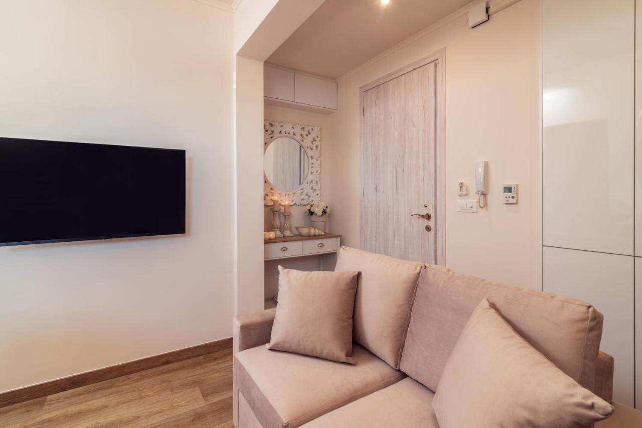 Maison Downtown Luxury Apartments! Закинтос Экстерьер фото