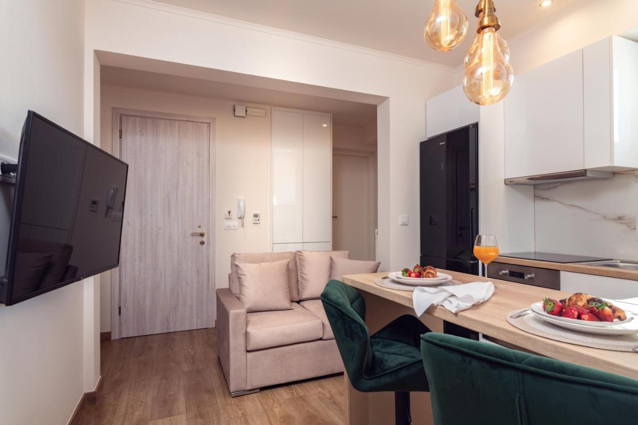 Maison Downtown Luxury Apartments! Закинтос Экстерьер фото